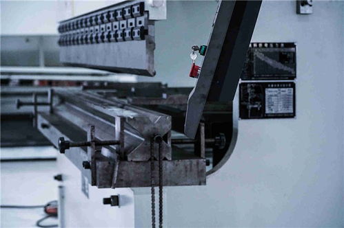 長河機(jī)械 廣州水陸挖掘機(jī)改裝專家，助力建筑工程機(jī)械租賃市場升級(jí)